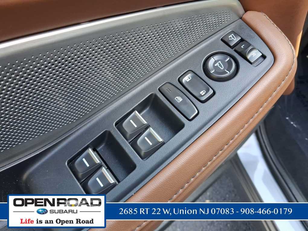 Used 2025 Acura MDX w/ Technology Package AWD/4WD image 29