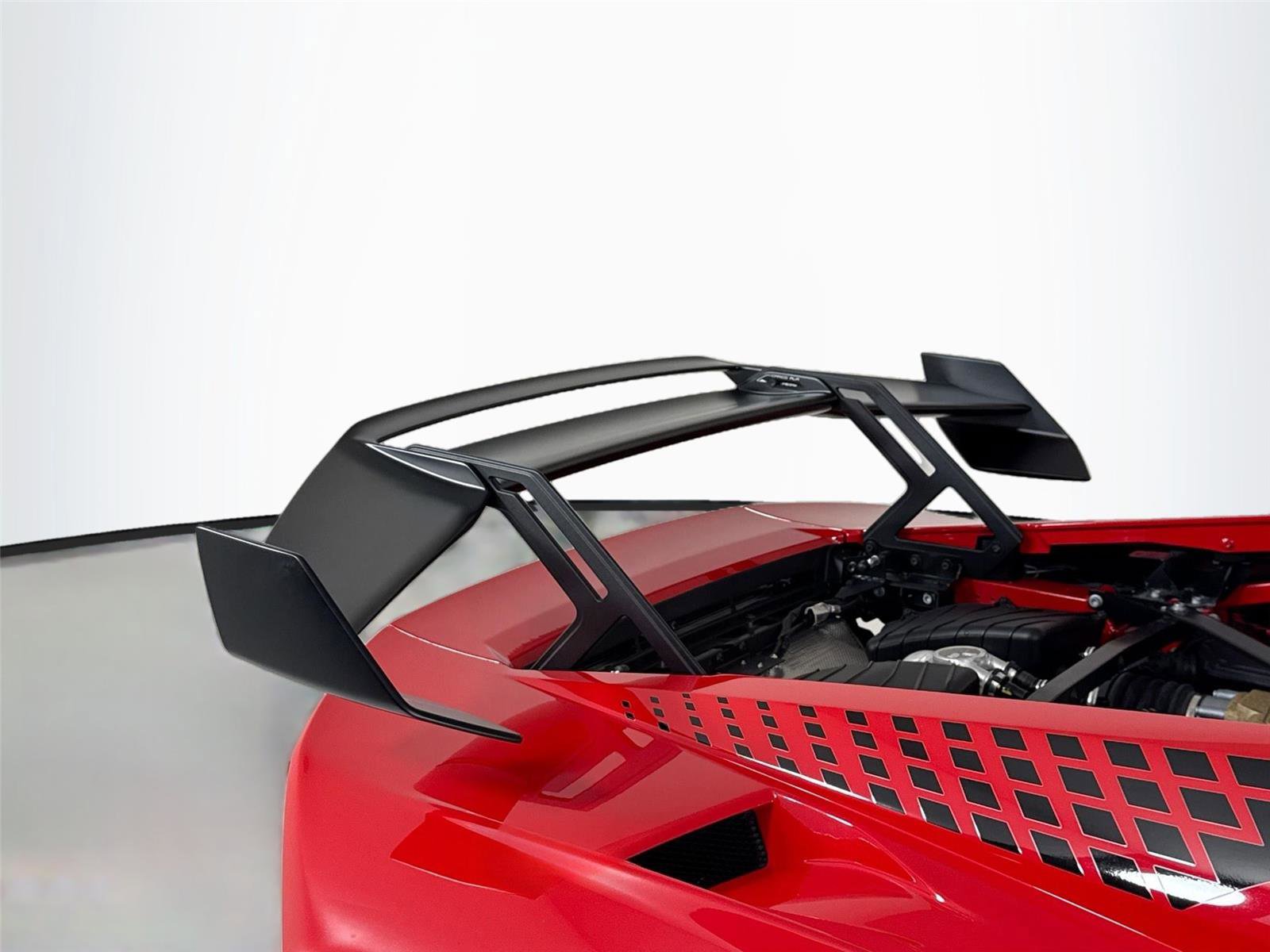 Used 2022 Lamborghini Huracan STO RWD image 40