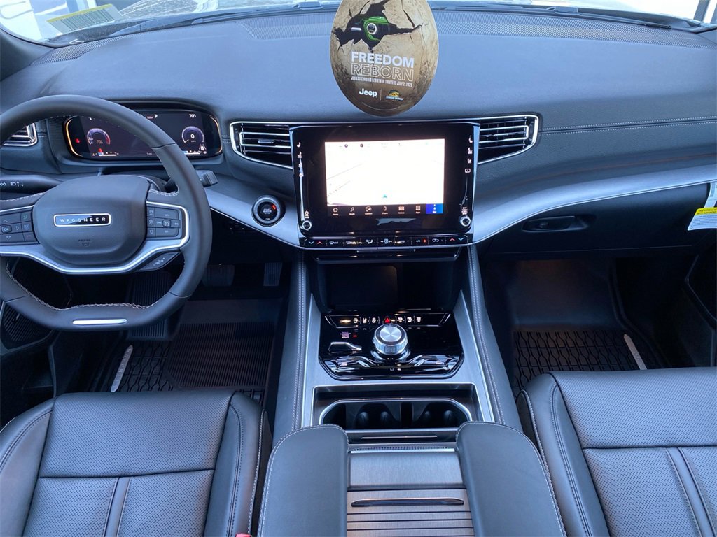 New 2025 Jeep Wagoneer L 4WD w/ Convenience Group I image 12
