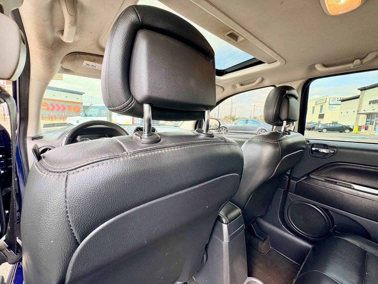 Used 2017 Jeep Compass High Altitude AWD/4WD image 17