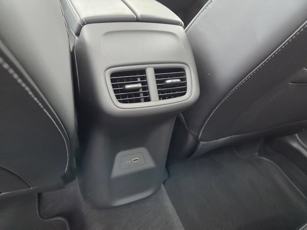 Used 2024 Buick Envision Sport Touring AWD/4WD image 7