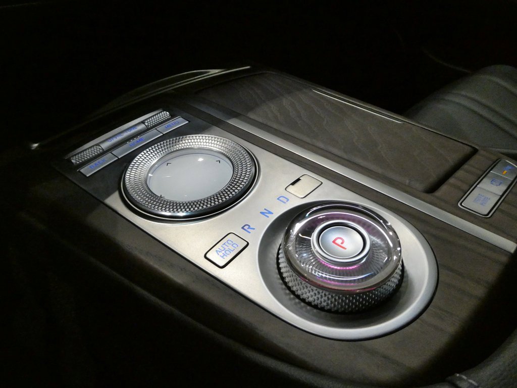 Used 2022 Genesis G80 2.5T w/ Advanced Package image 19