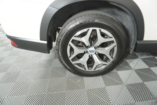 Certified 2022 Subaru Forester Premium image 14