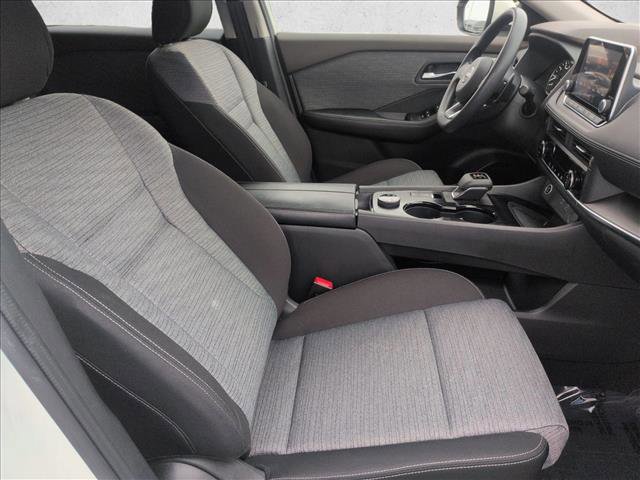 Used 2023 Nissan Rogue SV image 21