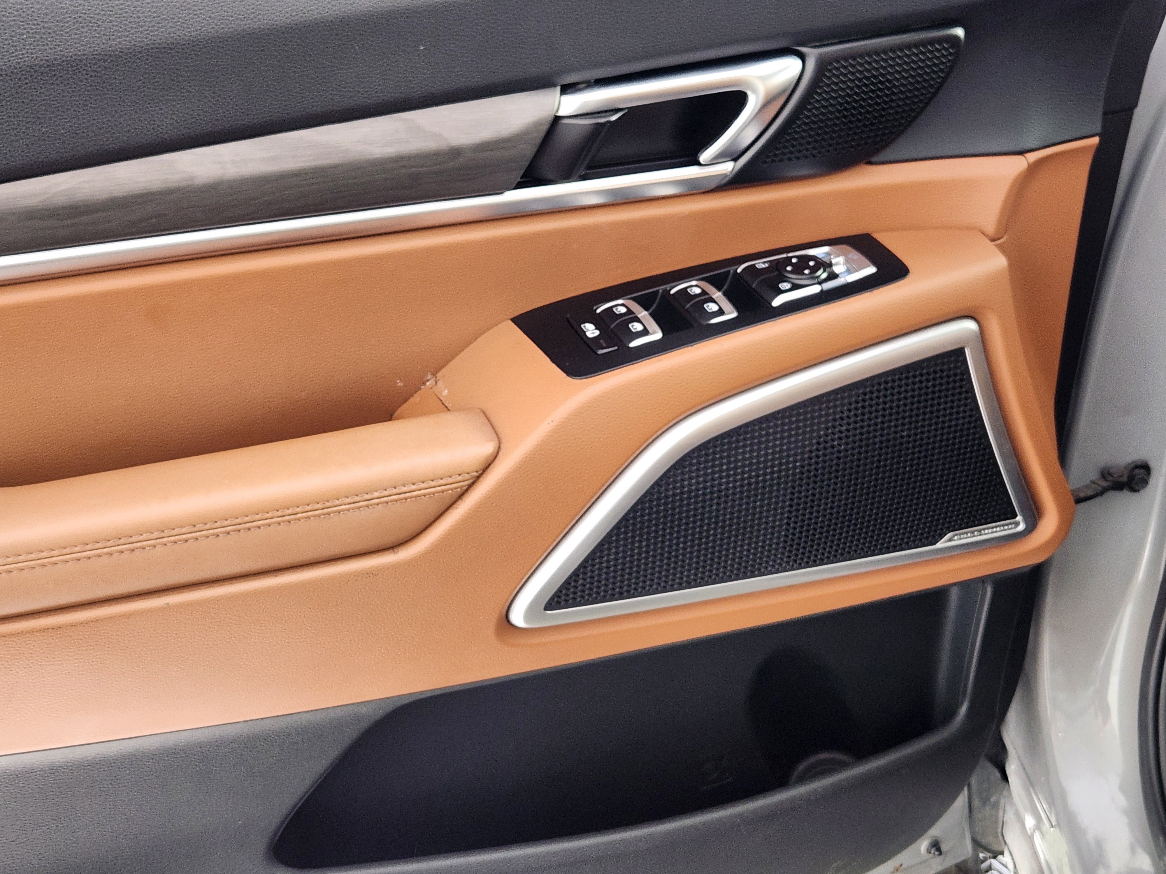 Used 2023 Kia Telluride EX X-Line image 16