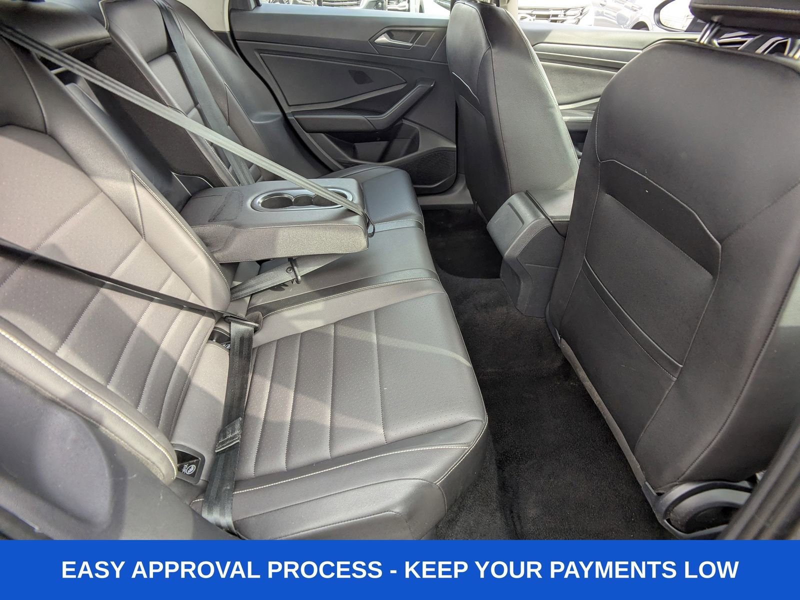 Used 2024 Volkswagen Jetta SE image 15