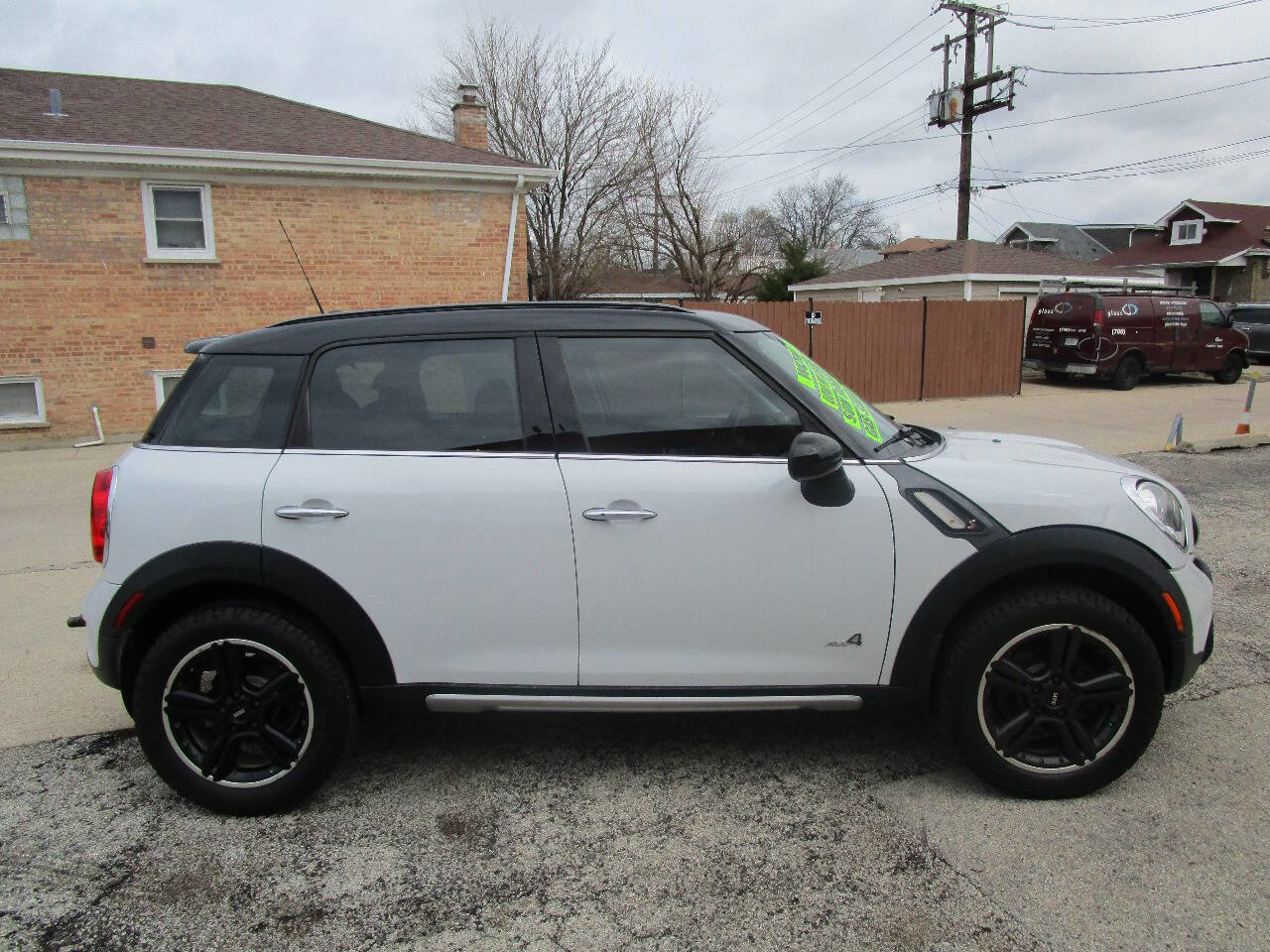 Used 2016 MINI Cooper Countryman S image 2