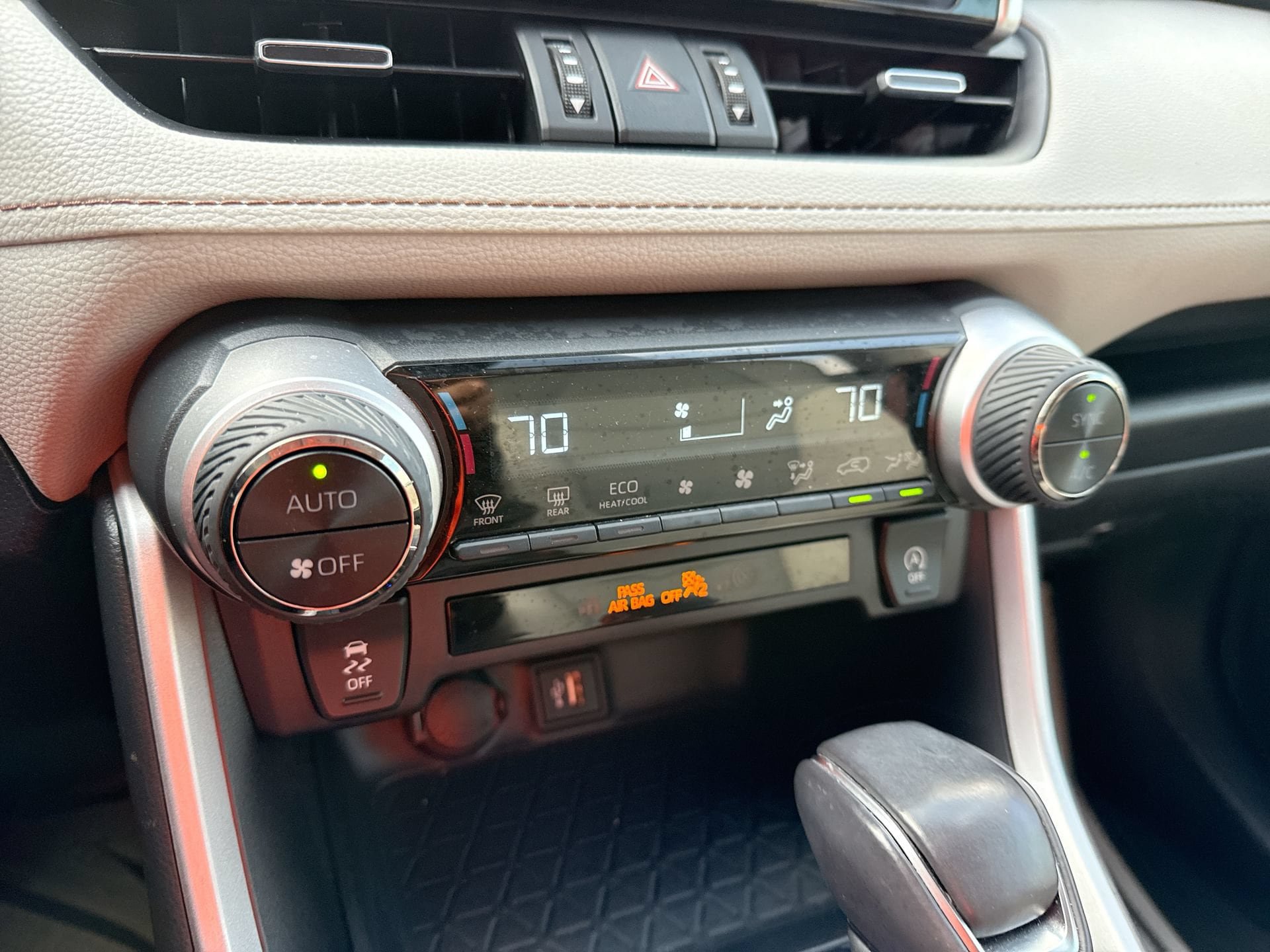 Certified 2025 Toyota RAV4 XLE Premium FWD image 17