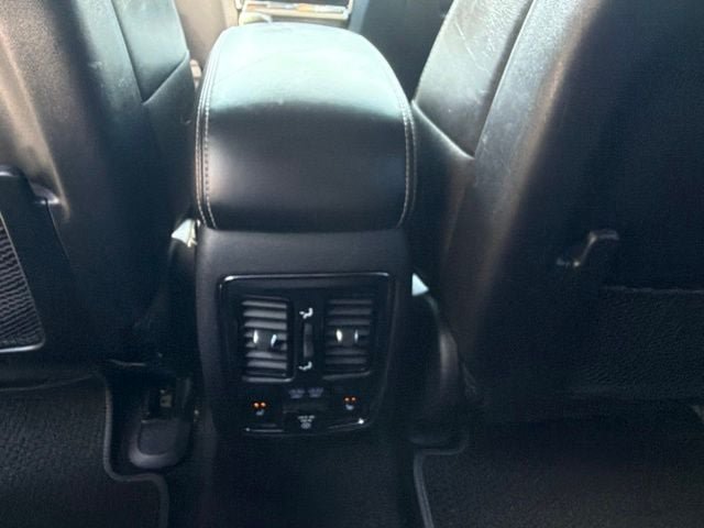 Used 2021 Jeep Grand Cherokee Limited w/ Quick Order Package 28K 80th AWD/4WD image 16