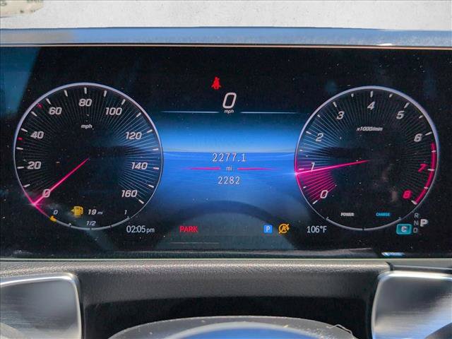 Used 2025 Mercedes-Benz GLB 250 image 11