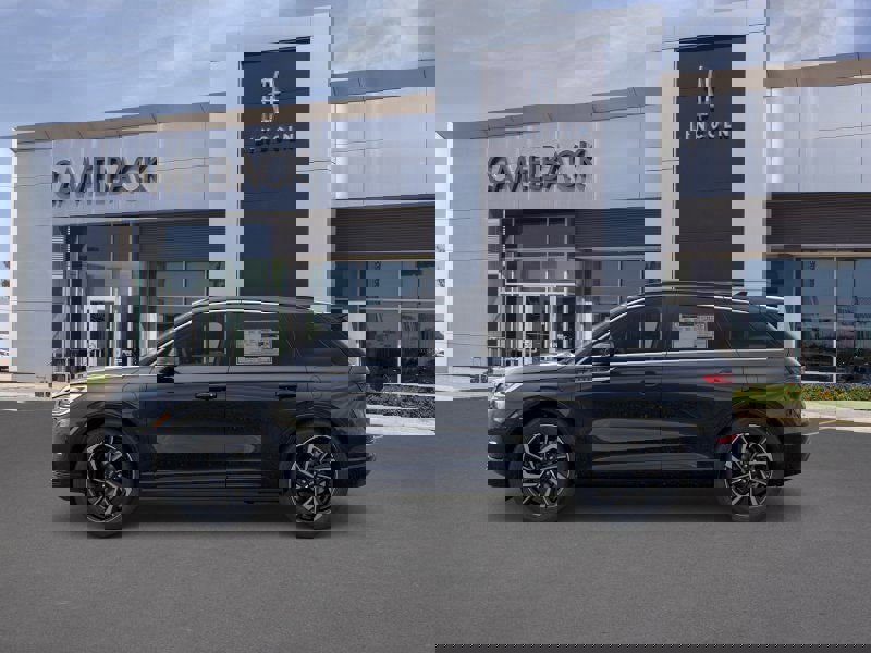 New 2025 Lincoln Corsair Grand Touring w/ Equipment Group 301A image 25