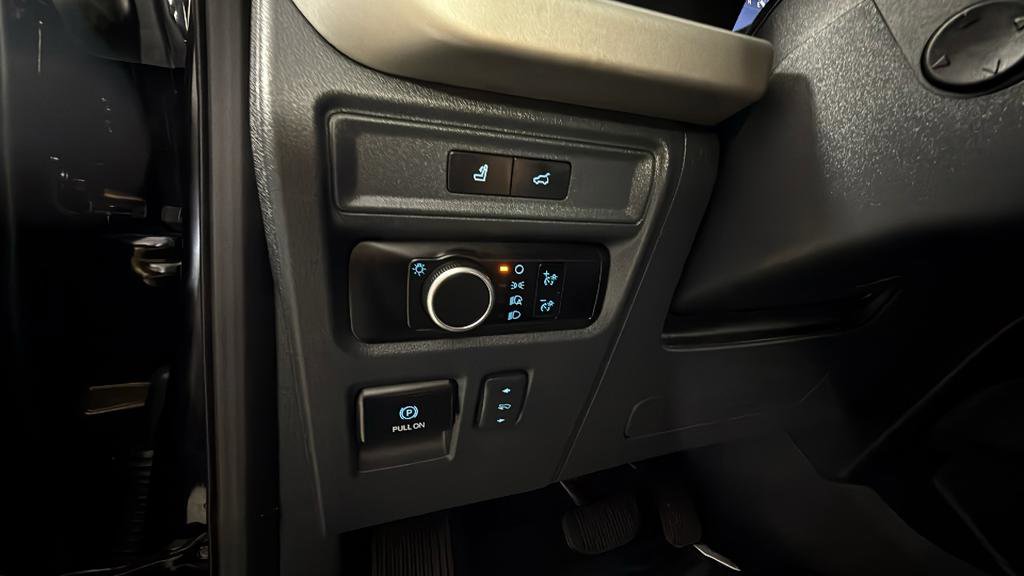 Used 2024 Ford Expedition Max XLT AWD/4WD image 19