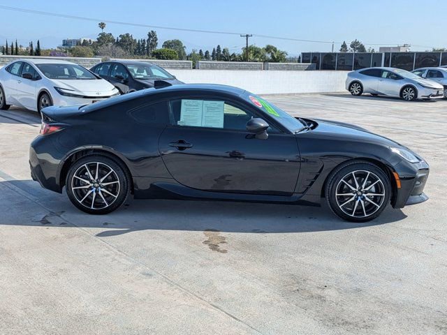 Used 2024 Toyota GR86 image 4