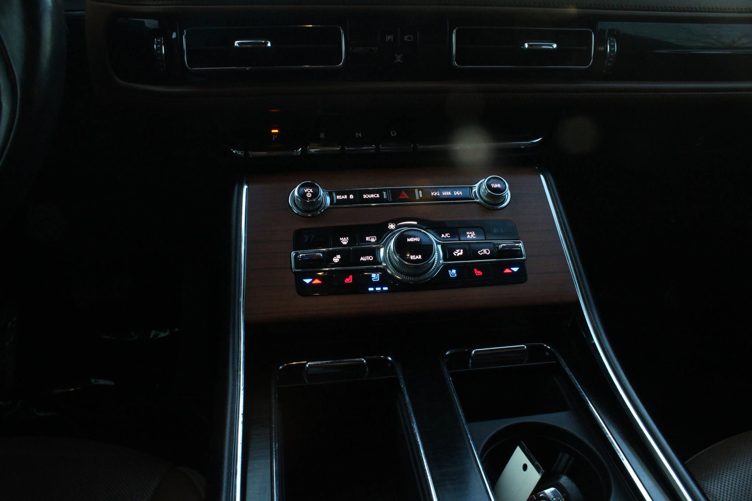 Used 2020 Lincoln Aviator Reserve w/ Equipment Group 201A image 31