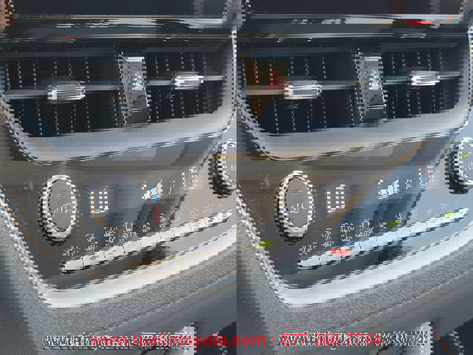 Certified 2023 Toyota Corolla Cross XLE w/ Convenience Package image 23