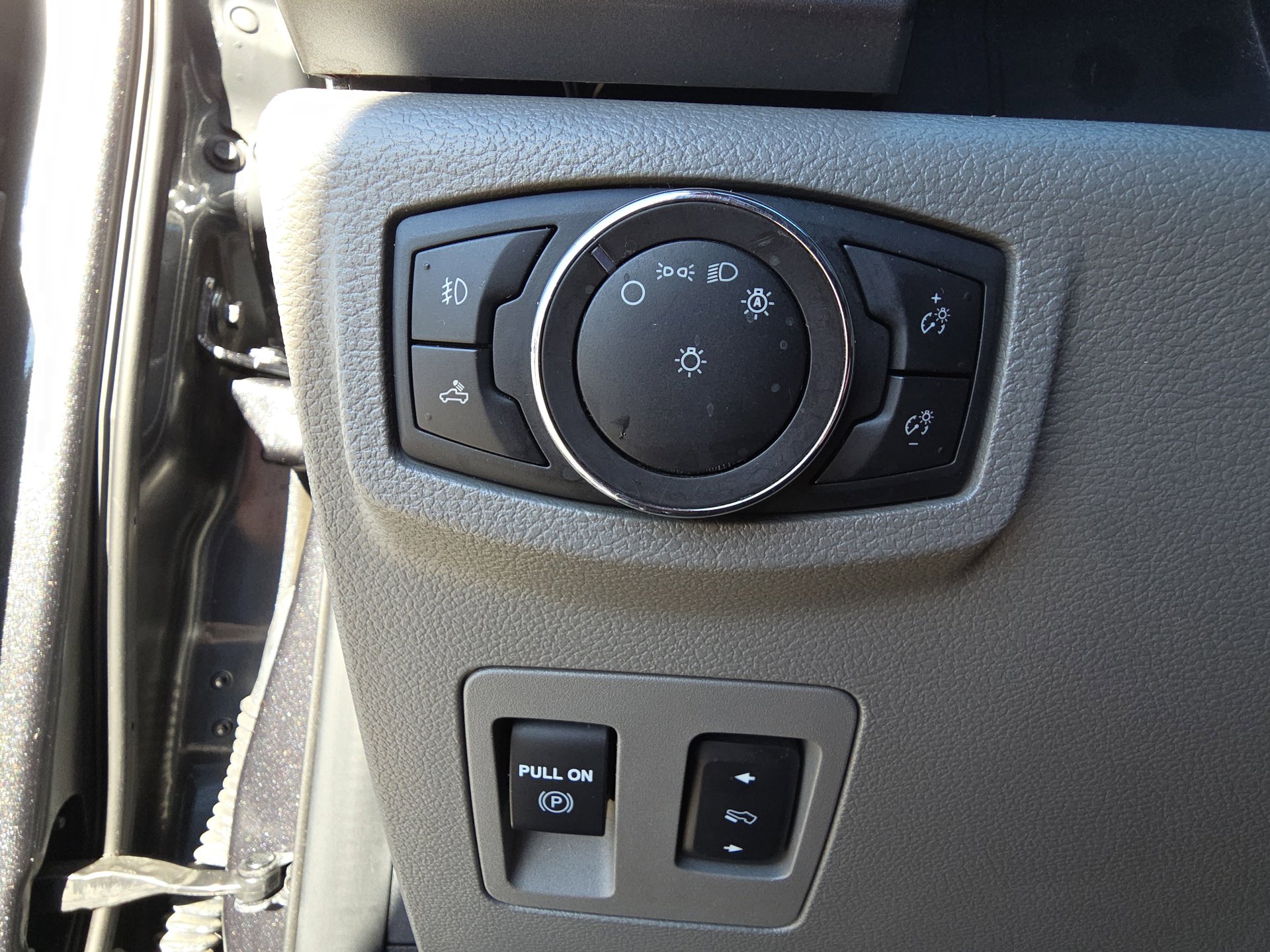Used 2020 Ford F150 XLT w/ Equipment Group 301A Mid image 22