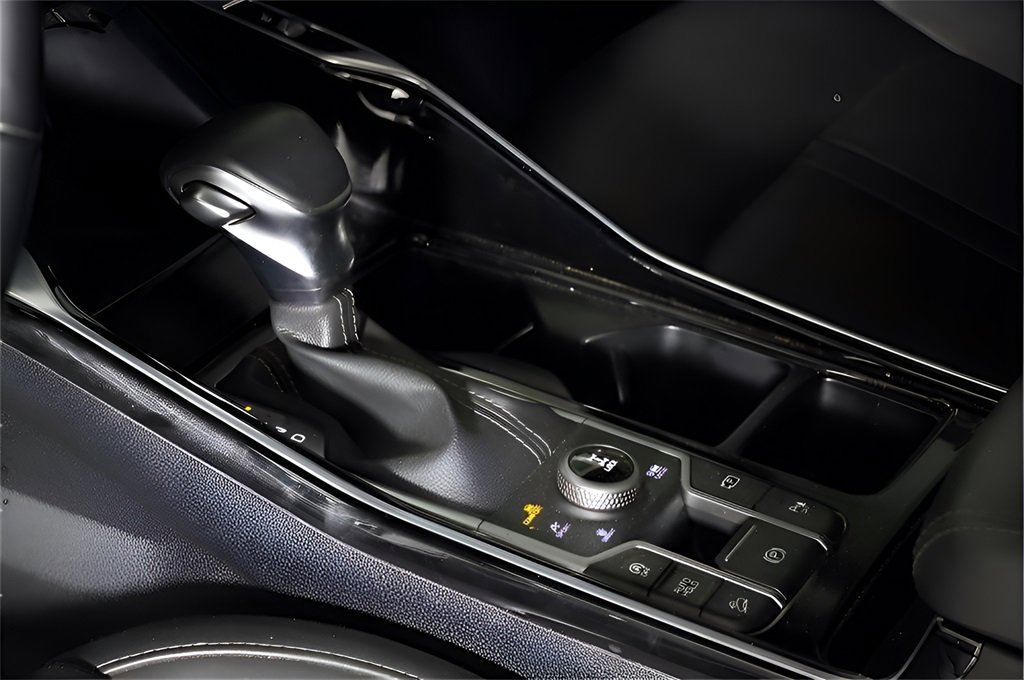 Used 2023 Kia Sorento SX image 17