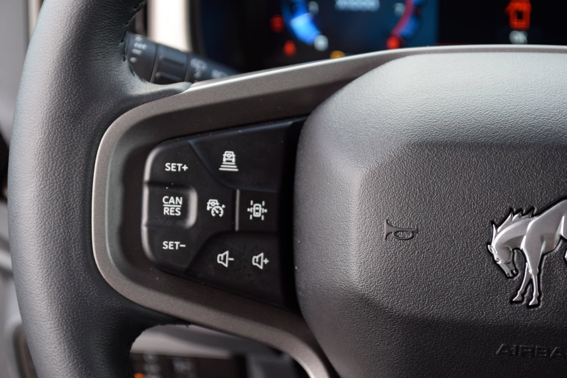 Used 2025 Ford Bronco Outer Banks AWD/4WD image 8