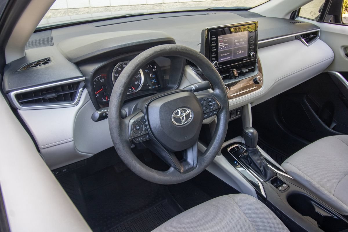 Used 2022 Toyota Corolla Cross L FWD image 12