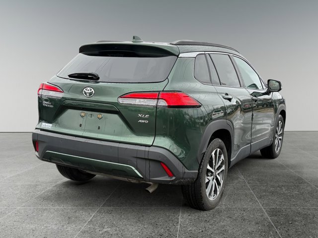 Used 2023 Toyota Corolla Cross XLE w/ Convenience Package image 5