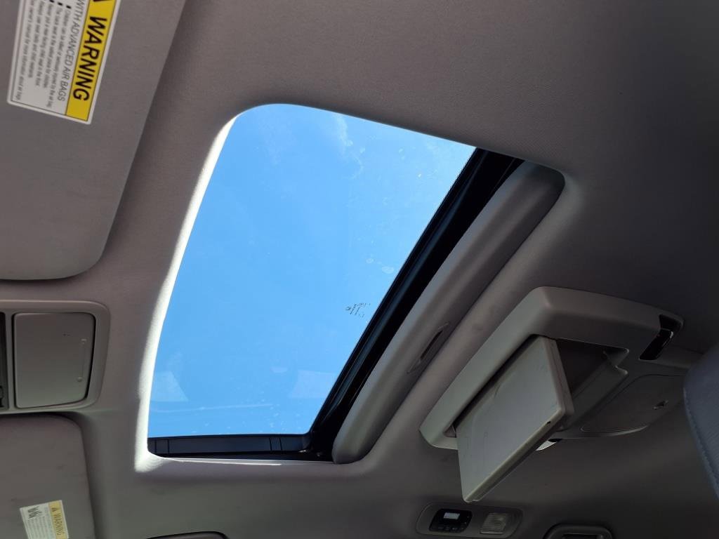 Used 2020 Honda Odyssey Elite image 12