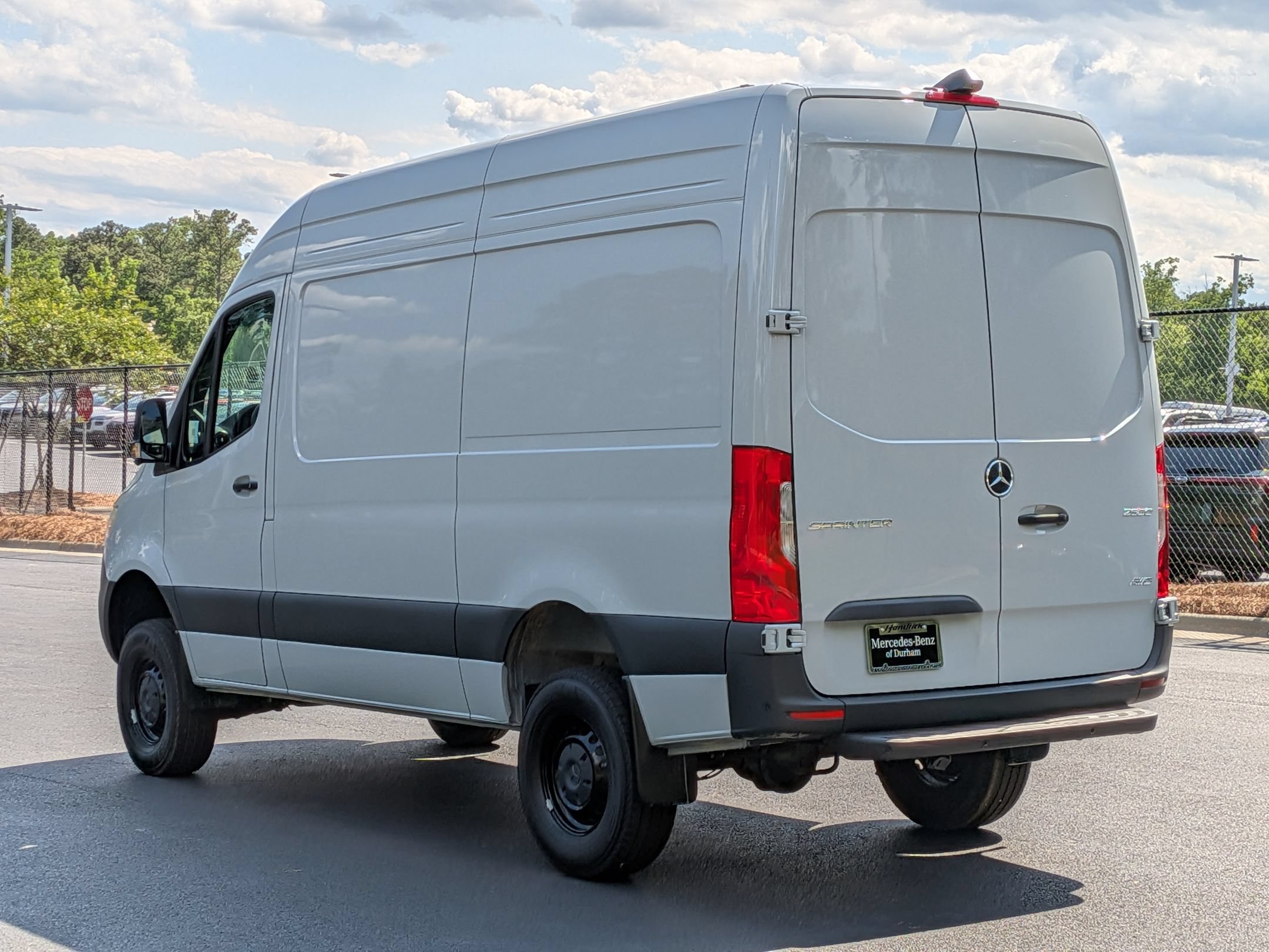 New 2025 Mercedes-Benz Sprinter 2500 image 8