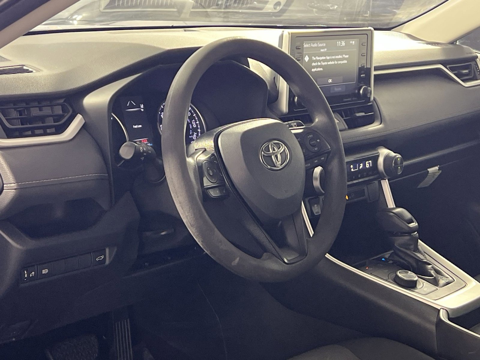 Used 2020 Toyota RAV4 XLE image 14
