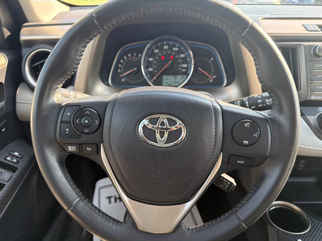 Used 2014 Toyota RAV4 Limited AWD/4WD image 21