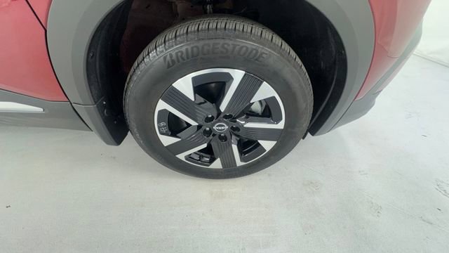 Certified 2025 Nissan Kicks SV w/ SV Premium Package image 9