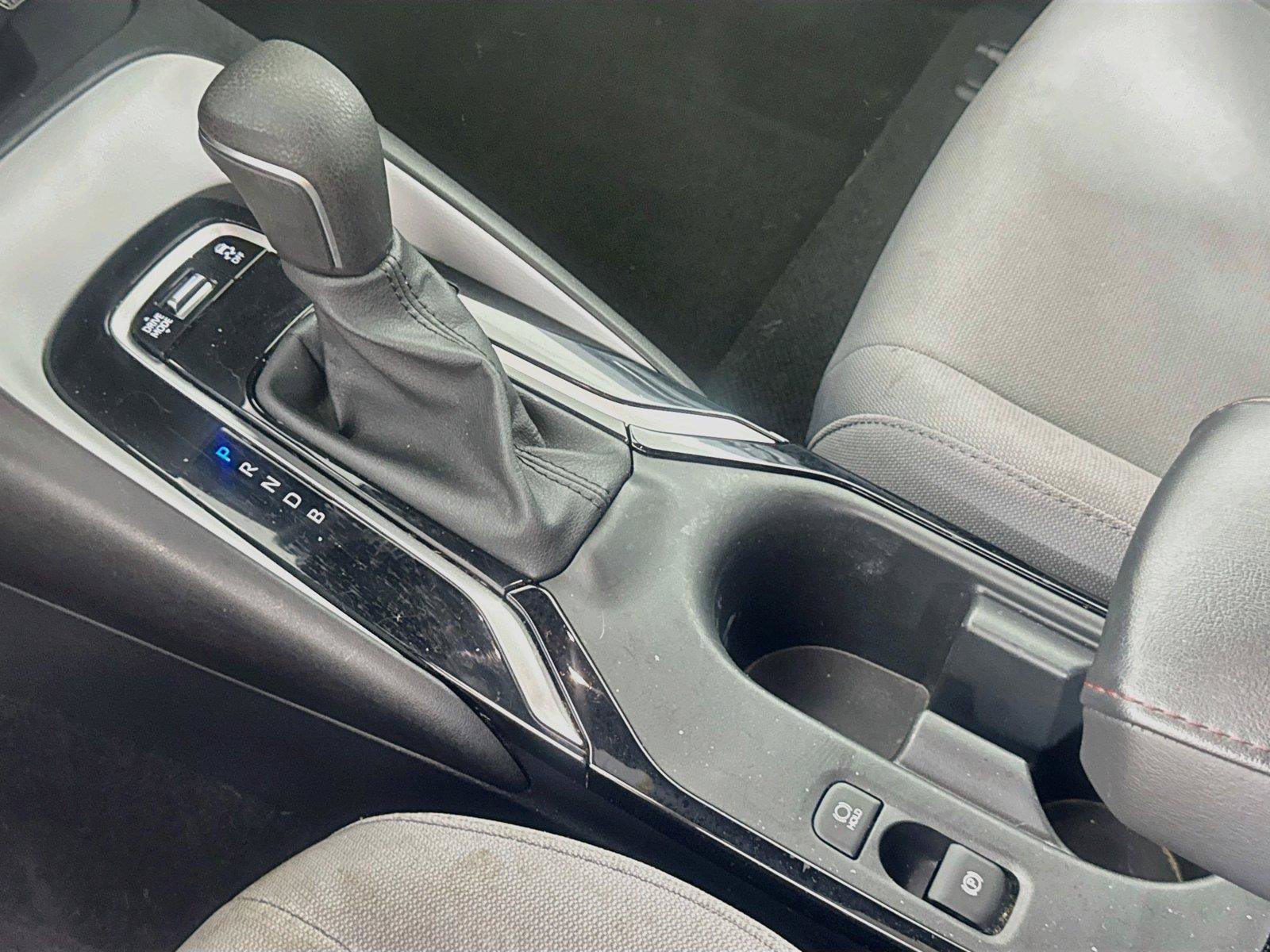 Used 2024 Toyota Corolla SE w/ SE Premium Package FWD image 17