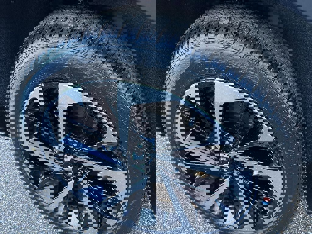 New 2025 Mitsubishi Outlander SE image 11