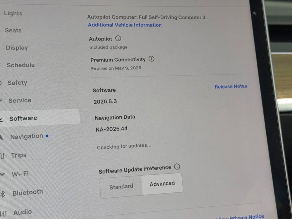 Used 2023 Tesla Model 3 Standard Range image 15