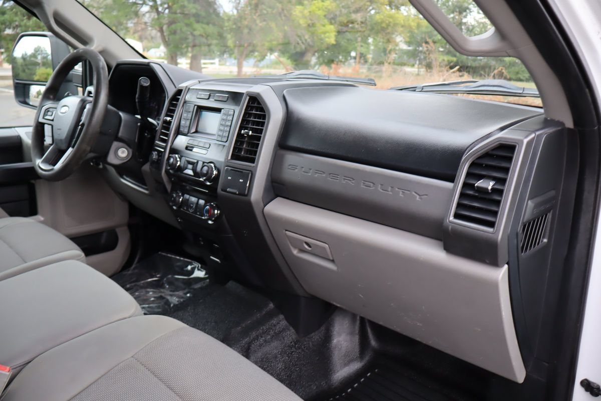 Used 2018 Ford F250 XL w/ Power Equipment Group AWD/4WD image 17