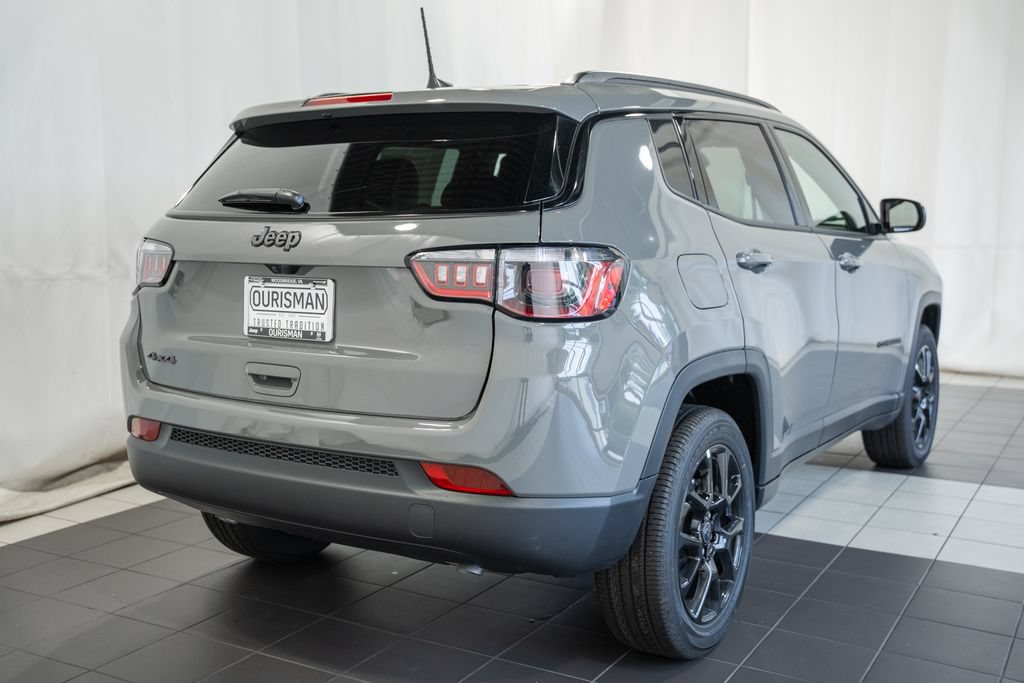 New 2026 Jeep Compass Latitude AWD/4WD image 4