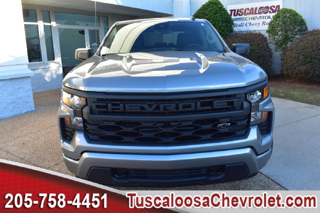 New 2026 Chevrolet Silverado 1500 Custom w/ LPO, Dark Essentials Package AWD/4WD image 4