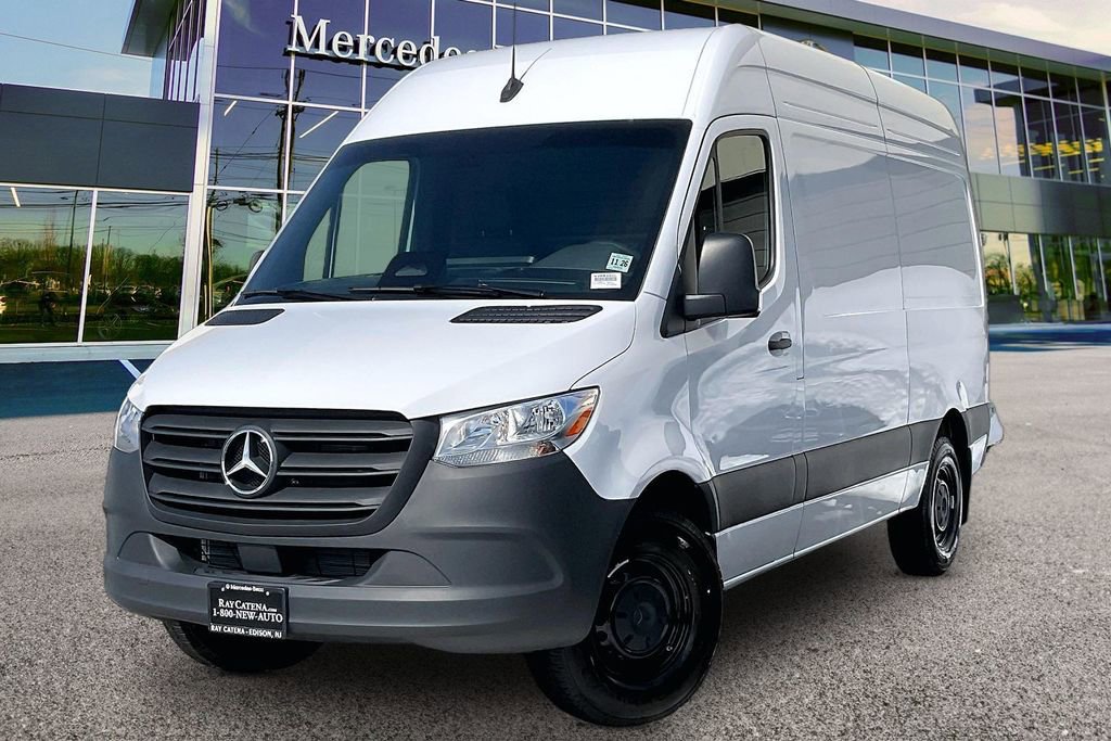 Used 2026 Mercedes-Benz Sprinter 2500 image 8