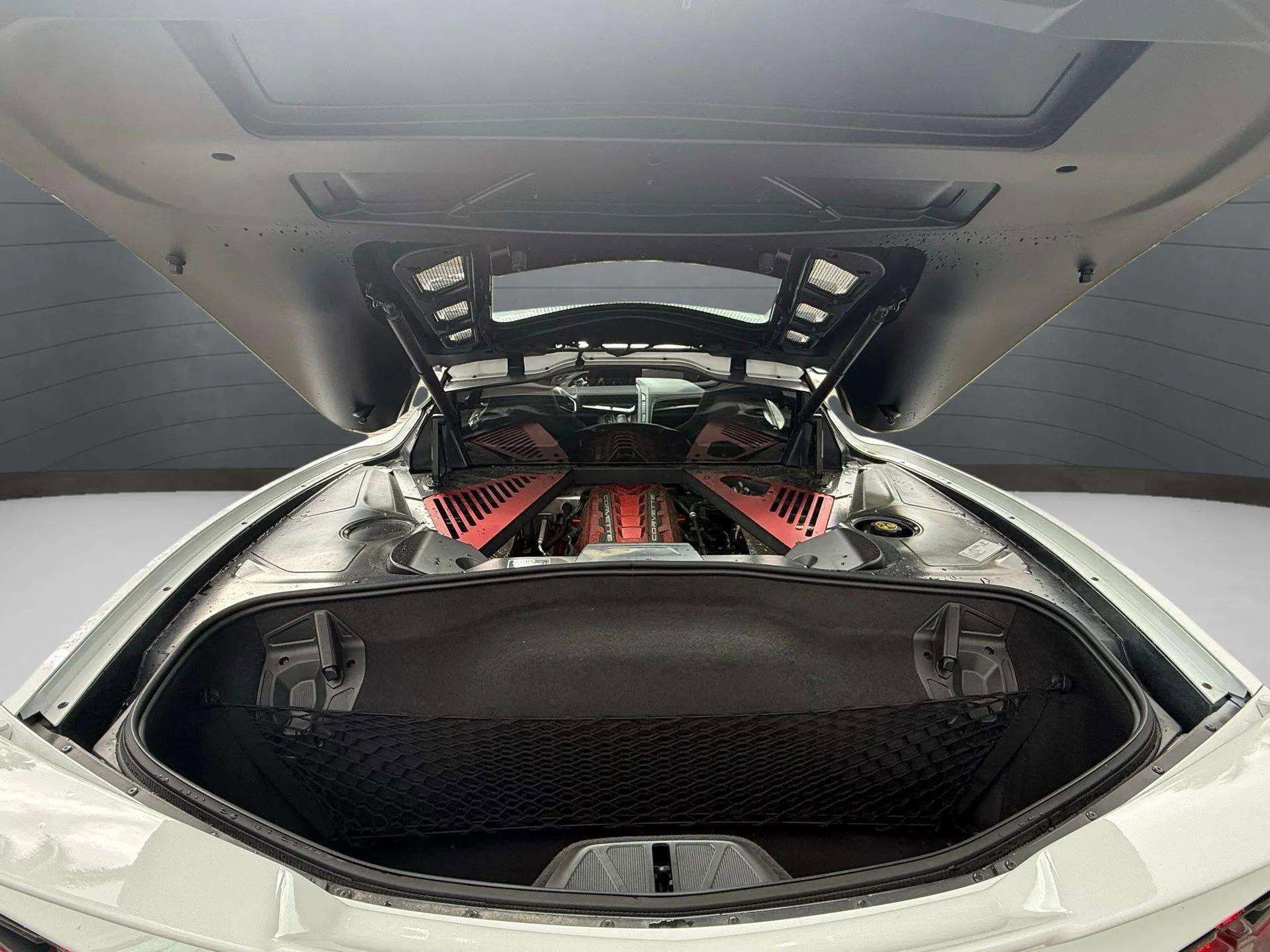 Used 2021 Chevrolet Corvette Stingray Preferred Cpe w/ 2LT image 23