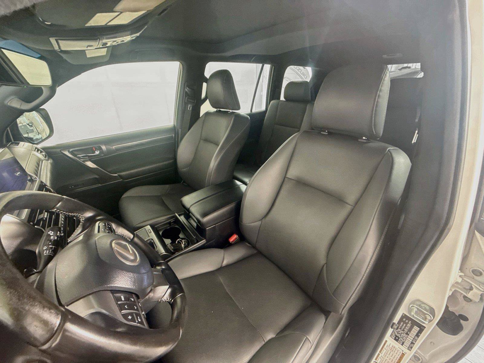 Used 2022 Lexus GX 460 w/ Black Line Special Edition AWD/4WD image 10
