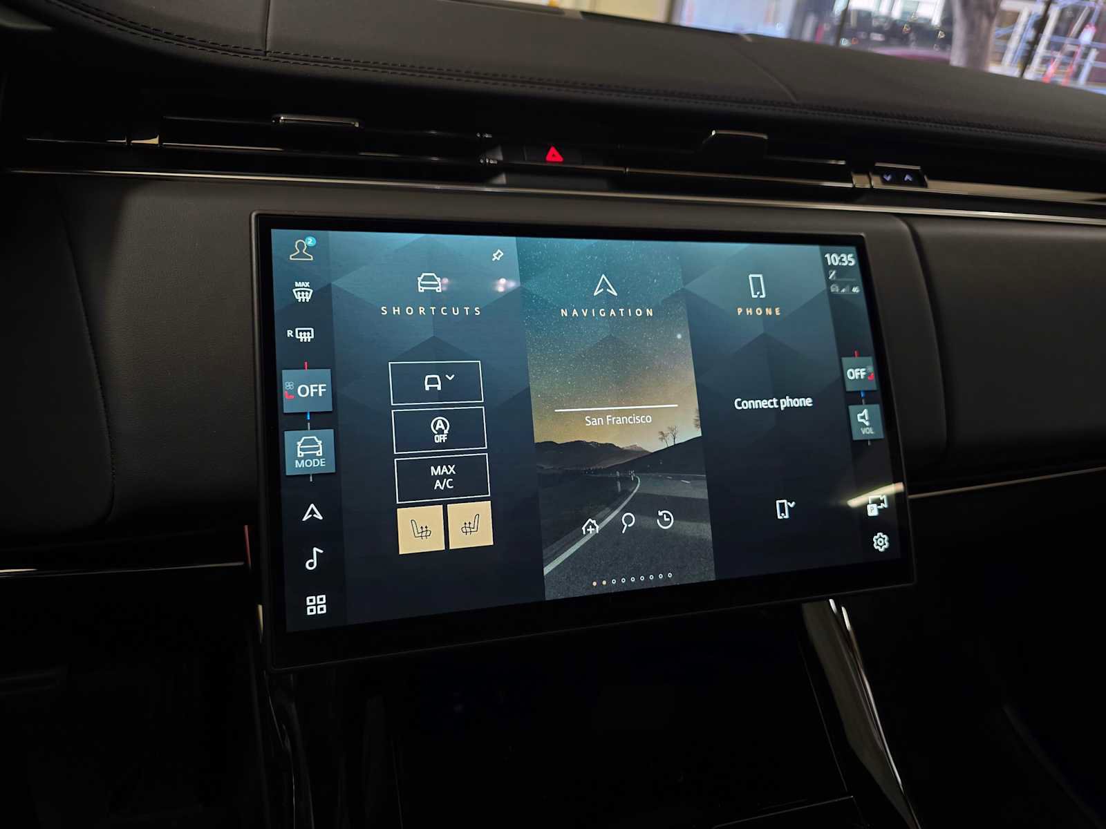 Used 2025 Land Rover Range Rover Sport image 28