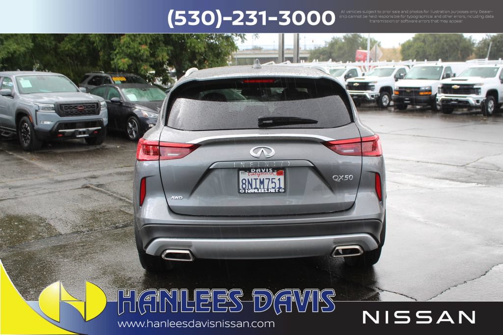 Used 2019 INFINITI QX50 Luxe w/ Navigation Package AWD/4WD image 8