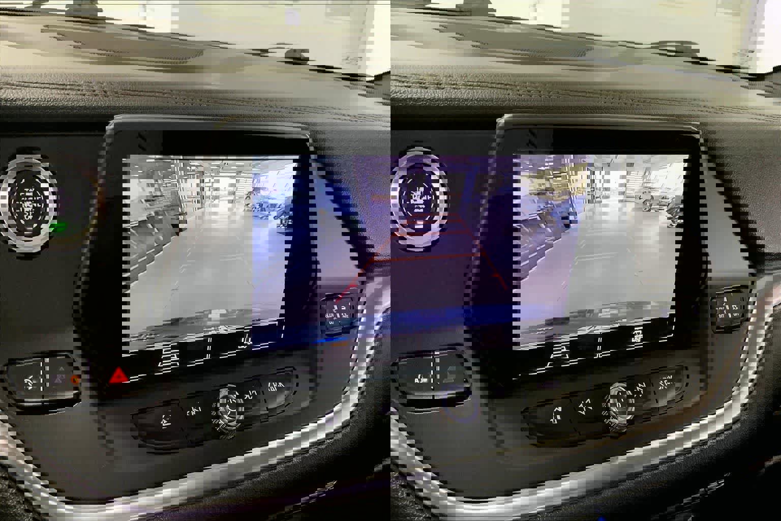 Used 2022 Chevrolet Blazer LT image 24