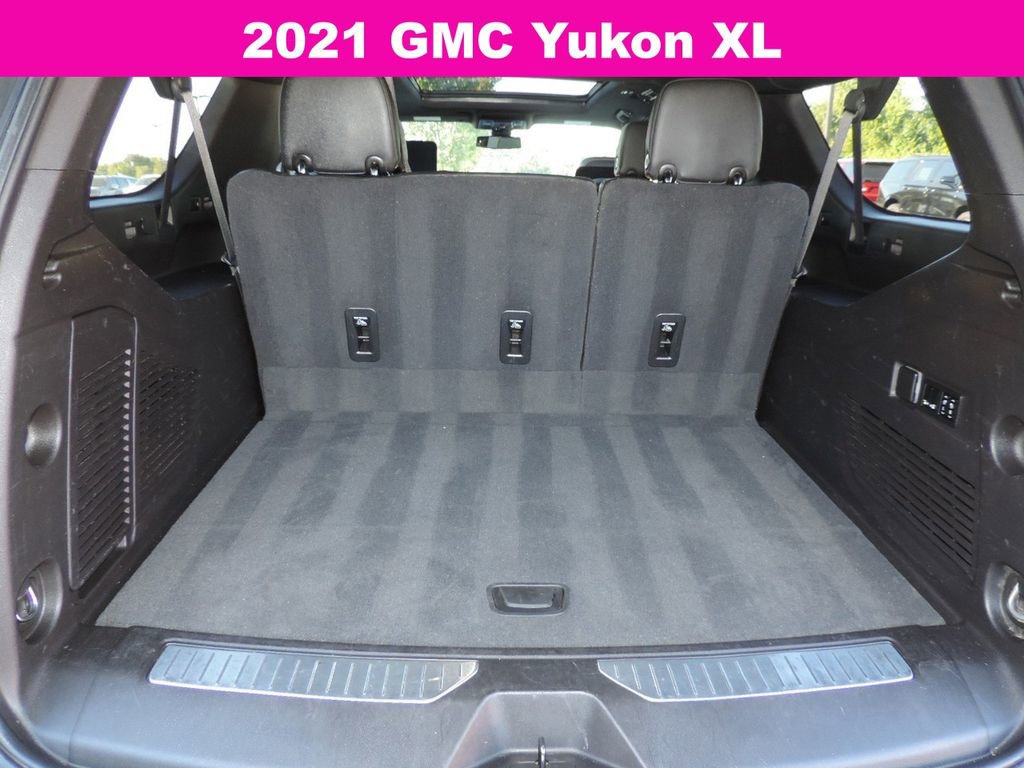 Used 2021 GMC Yukon XL AT4 w/ Rear Media and Nav Package image 15