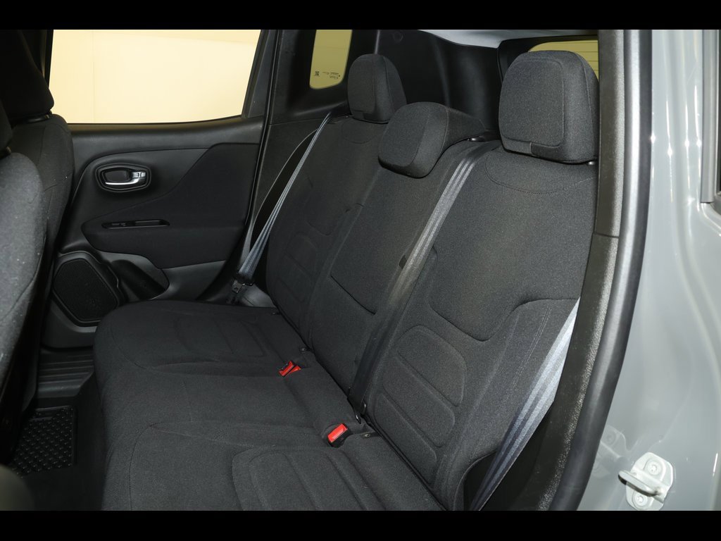 Used 2021 Jeep Renegade Latitude w/ Convenience Group image 28