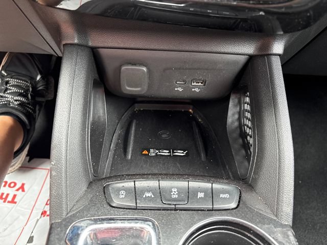 Used 2024 Chevrolet TrailBlazer LT w/ Convenience Package AWD/4WD image 17