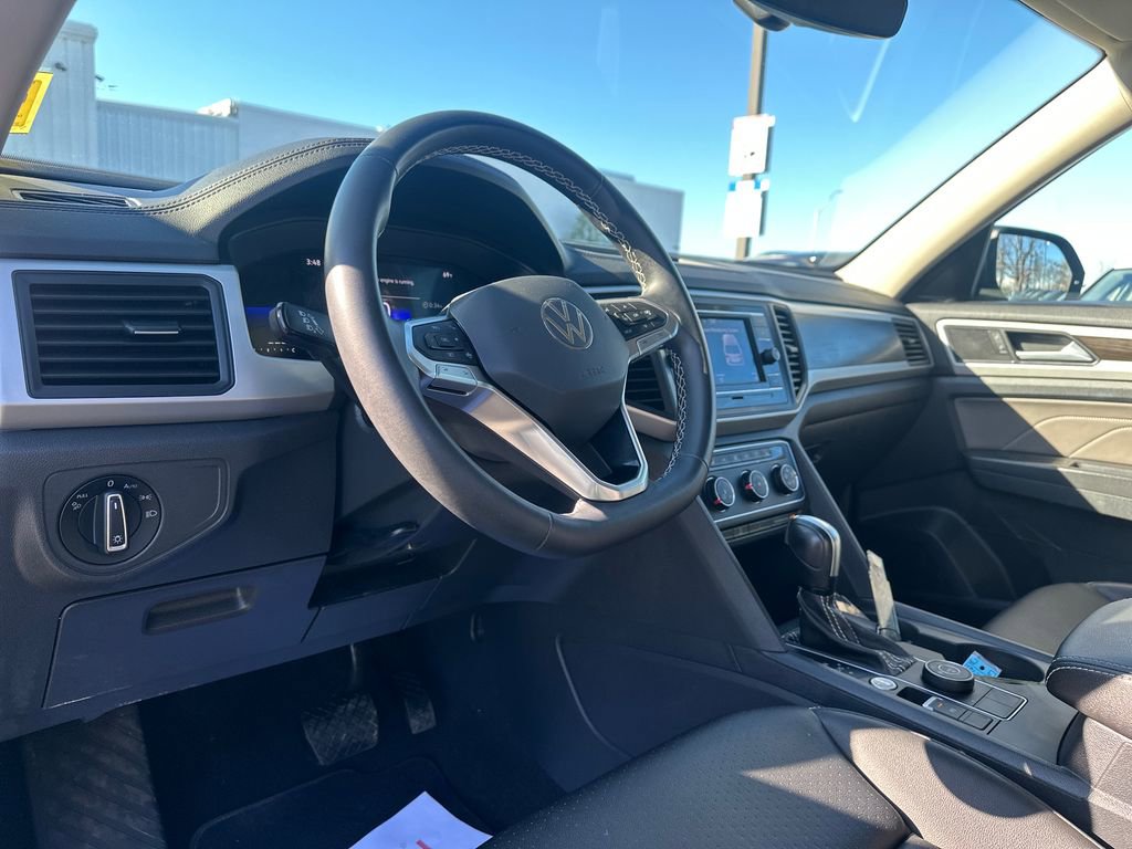 Certified 2023 Volkswagen Atlas SE AWD/4WD image 6