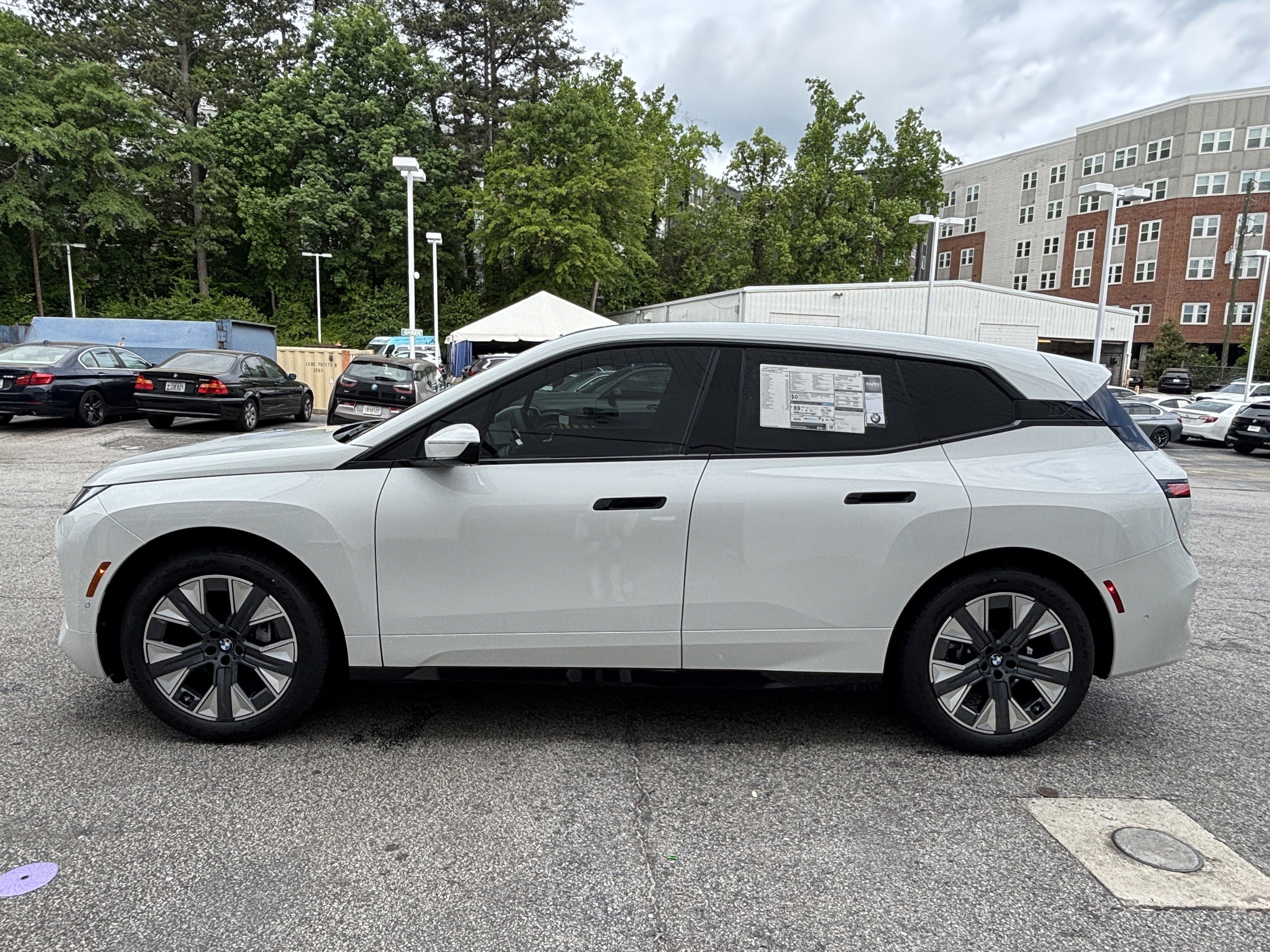 New 2026 BMW iX xDrive45 w/ Premium Package AWD/4WD image 5