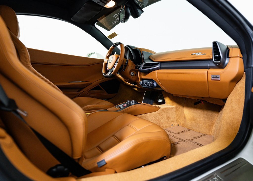 Used 2012 Ferrari 458 Italia Coupe image 20