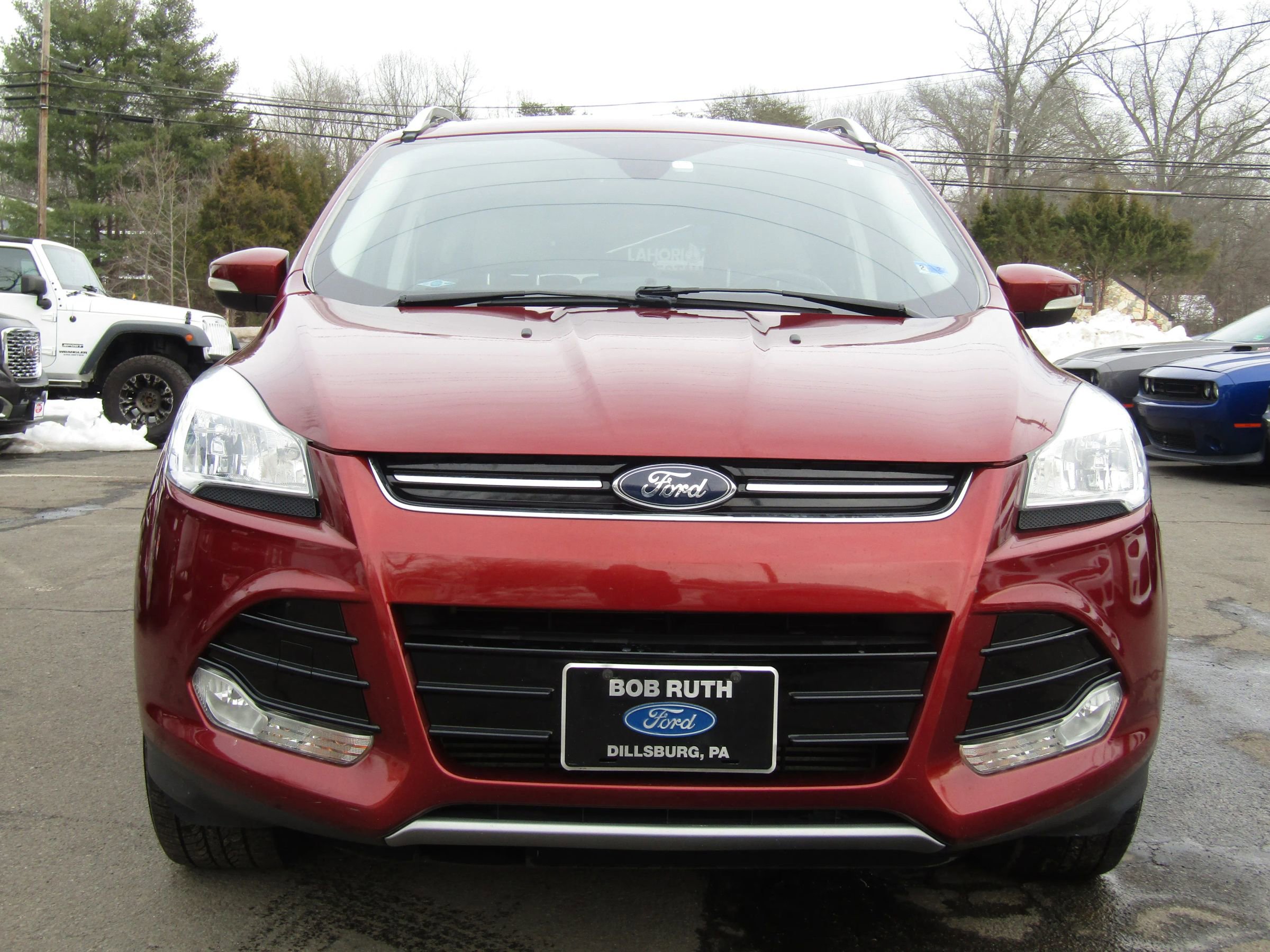 Used 2016 Ford Escape Titanium image 2