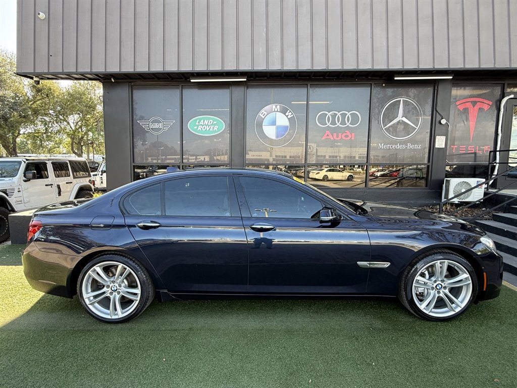 Used 2015 BMW 740i RWD image 8