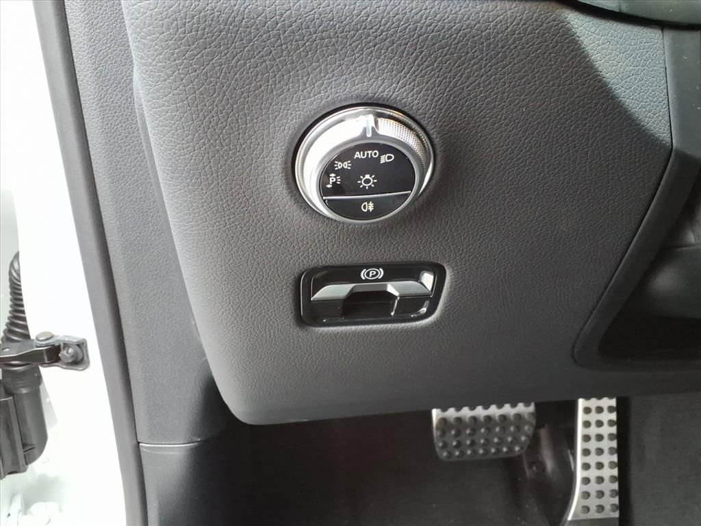 New 2026 Mercedes-Benz GLC 300 4MATIC image 17